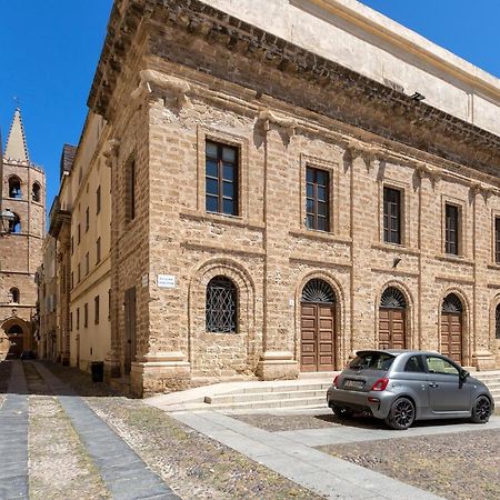 Apartament La Finestra Sul Teatro Alghero Zewnętrze zdjęcie